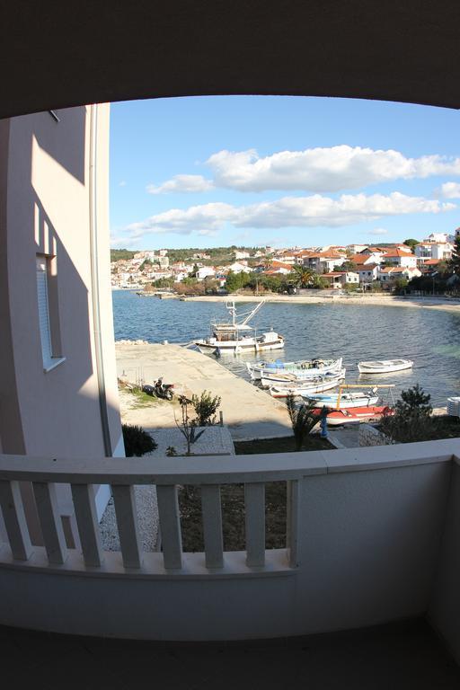 Apartments Villa Plaza Trogir Eksteriør billede