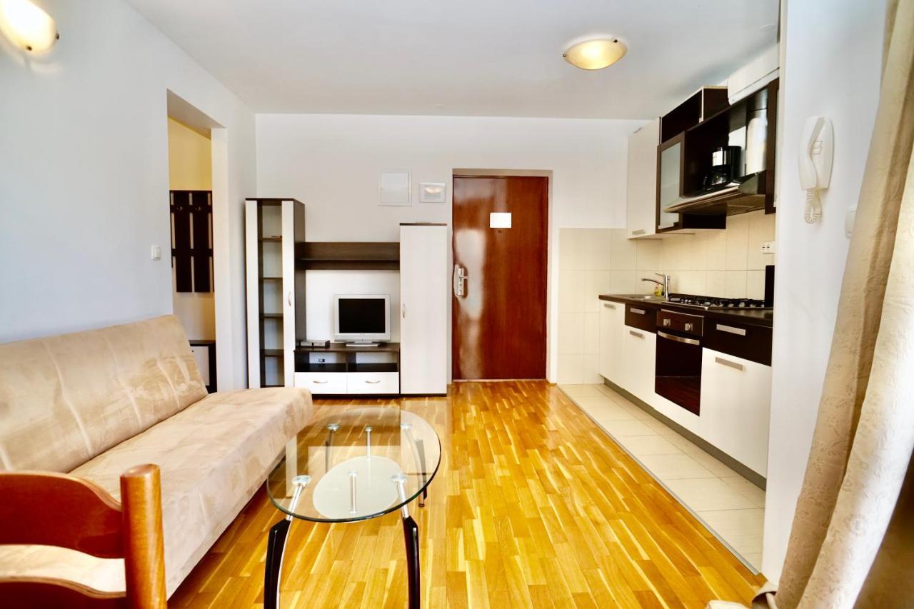 Apartments Villa Plaza Trogir Eksteriør billede