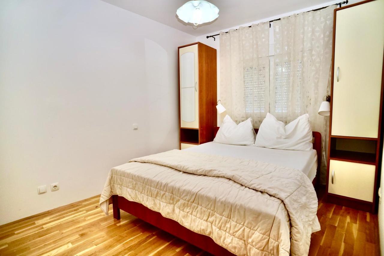Apartments Villa Plaza Trogir Eksteriør billede