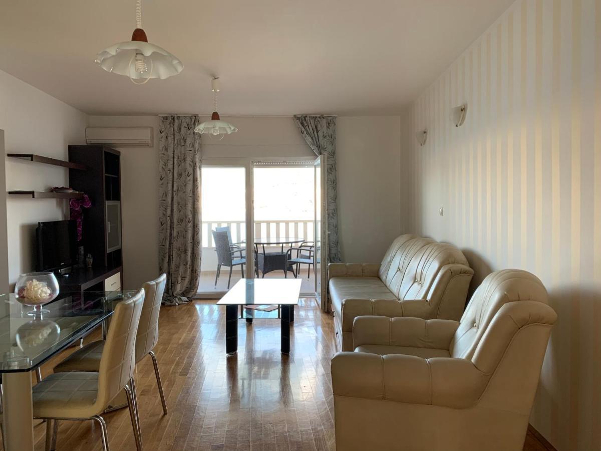Apartments Villa Plaza Trogir Eksteriør billede