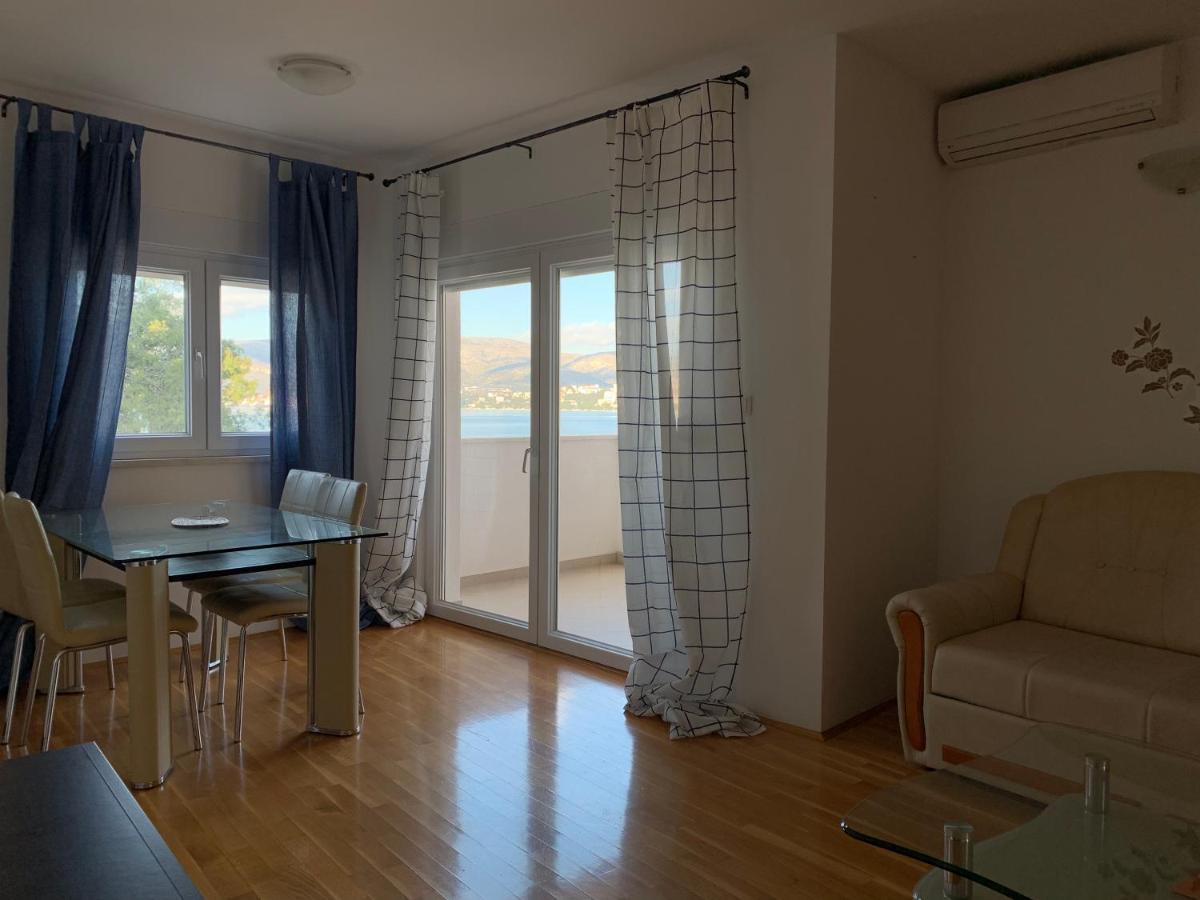 Apartments Villa Plaza Trogir Eksteriør billede
